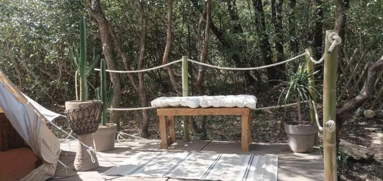 Evasion En Pleine Nature, Tipi Insolite Et Jacuzzi Au Pont Du Gard ! فير بونت دي غارد المظهر الخارجي الصورة