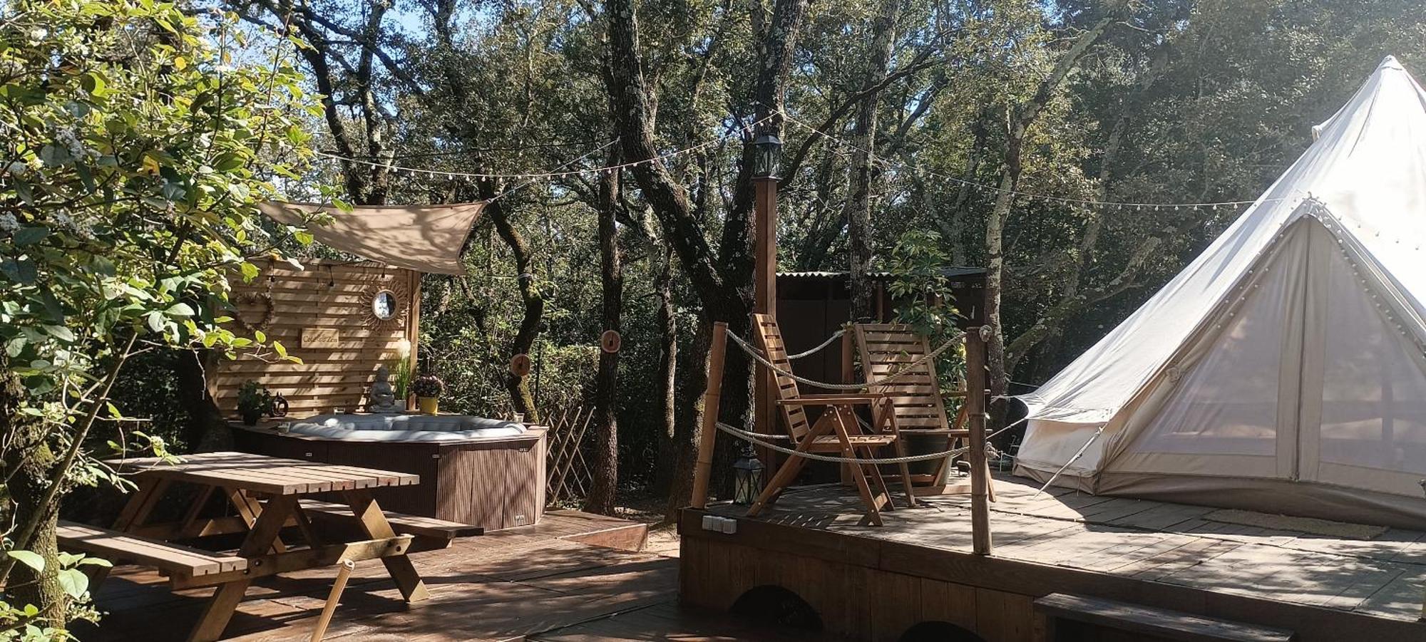 Evasion En Pleine Nature, Tipi Insolite Et Jacuzzi Au Pont Du Gard ! فير بونت دي غارد المظهر الخارجي الصورة